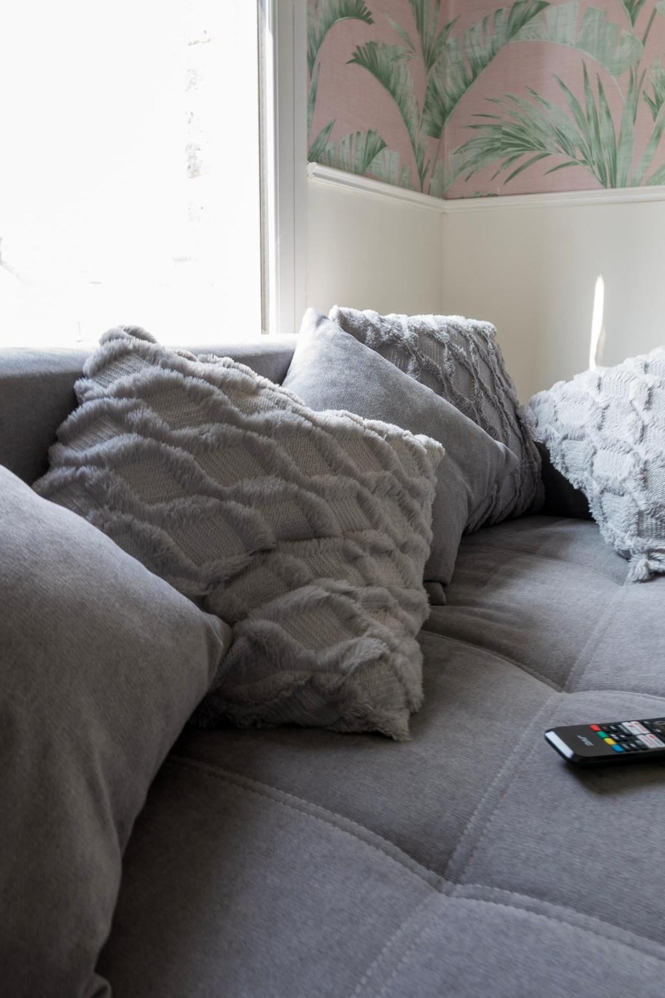 5C- Stylish Urban Retreat - Spacious 2 Bed Flat Londres Extérieur photo