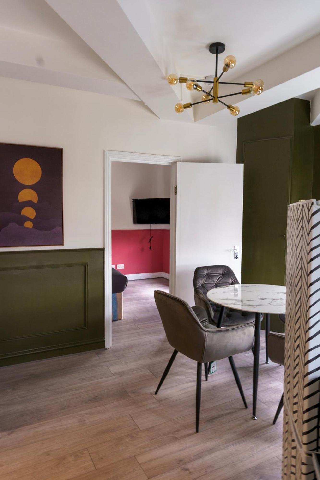5C- Stylish Urban Retreat - Spacious 2 Bed Flat Londres Extérieur photo